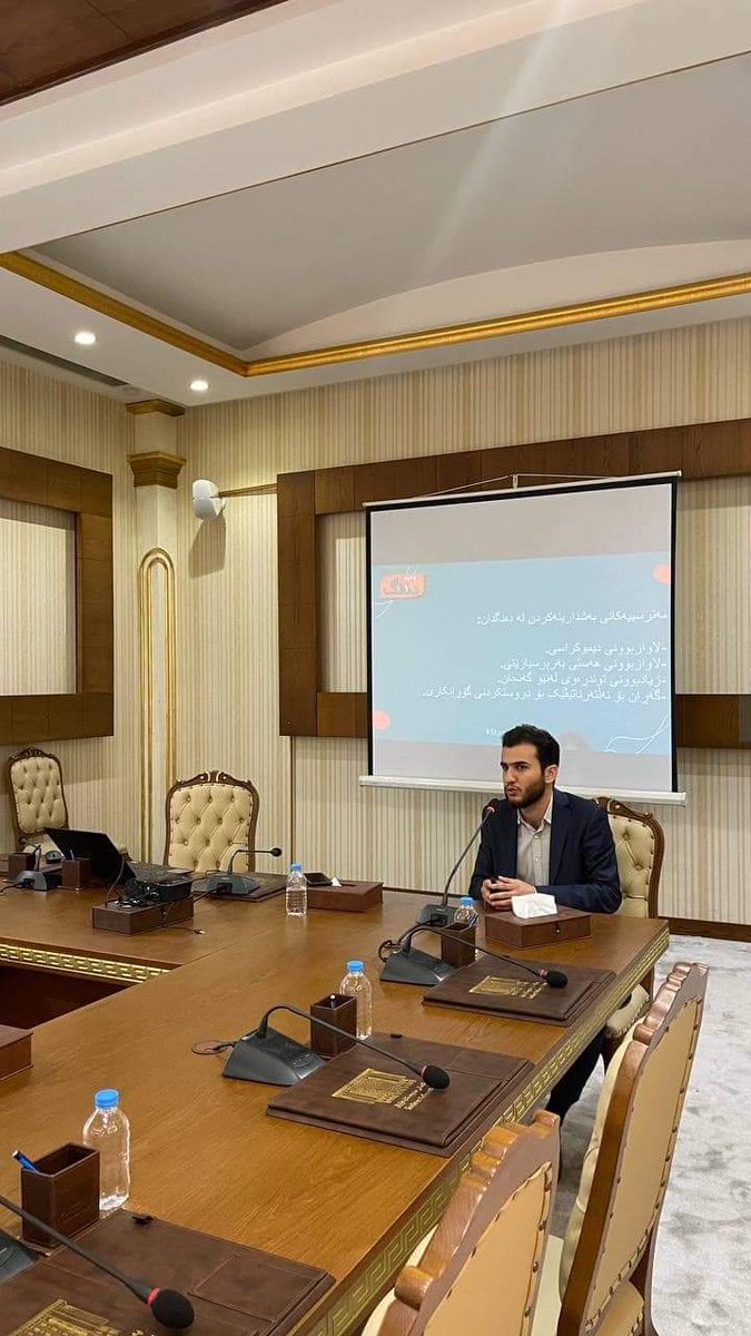 hama_rezhdwry's tweet photo. Meeting with the Speaker of KRP @Rewaz_faiaq and other MPs from different political parties to talk and discuss about key messages and activities of "Wara Dang" campaign and @NoC_programme which is supported by @SPARKorg https://t.co/wc2Ahhczlb