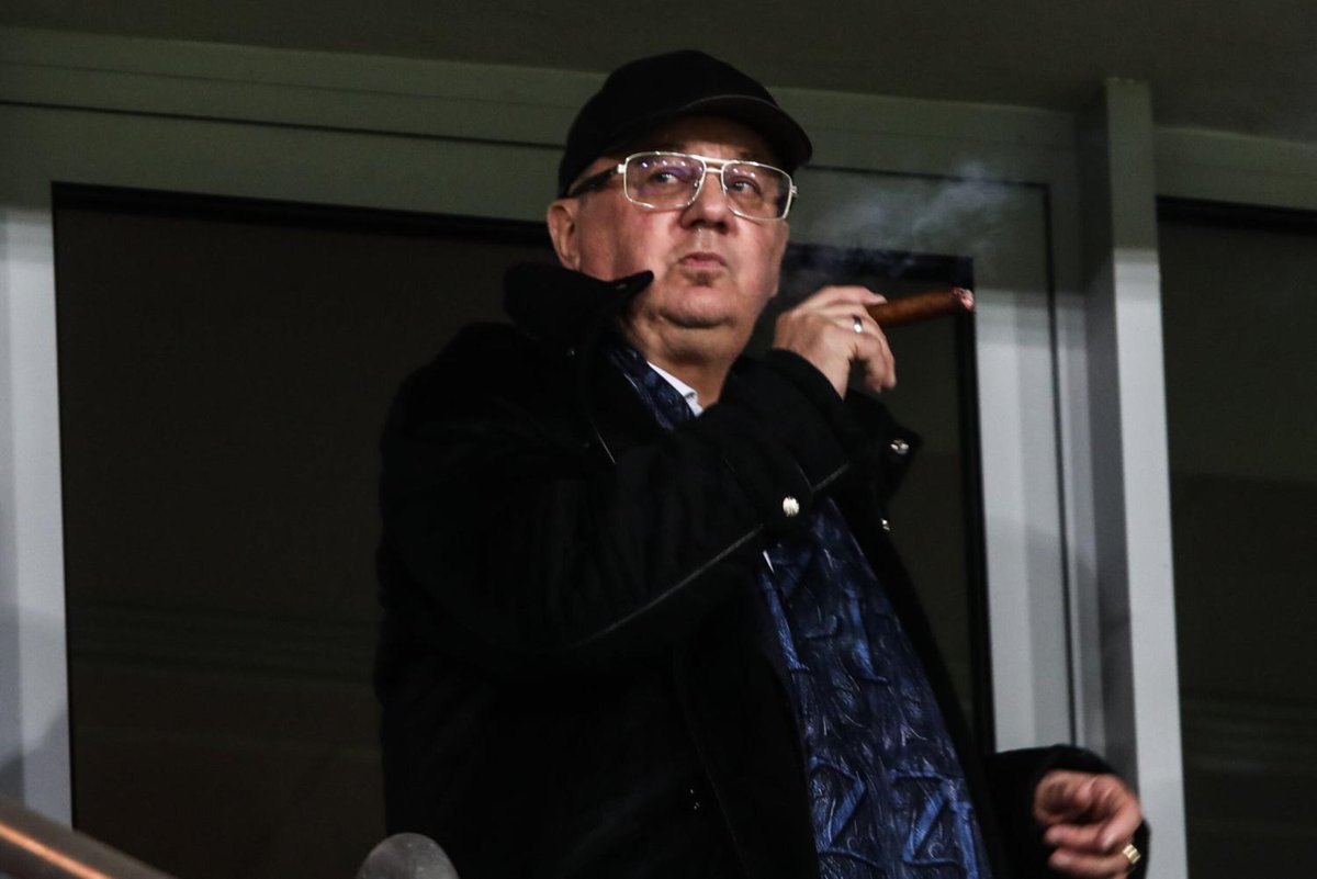 oko_press's tweet photo. Milioner radzi biedakom, żeby nie żarli i nie latali. My radzimy milionerowi, żeby przeczytał ten tekst. #OKOpress #Filipiak @KKojzar
https://t.co/uX2Ft7DDB3 https://t.co/jzoOXueeOV