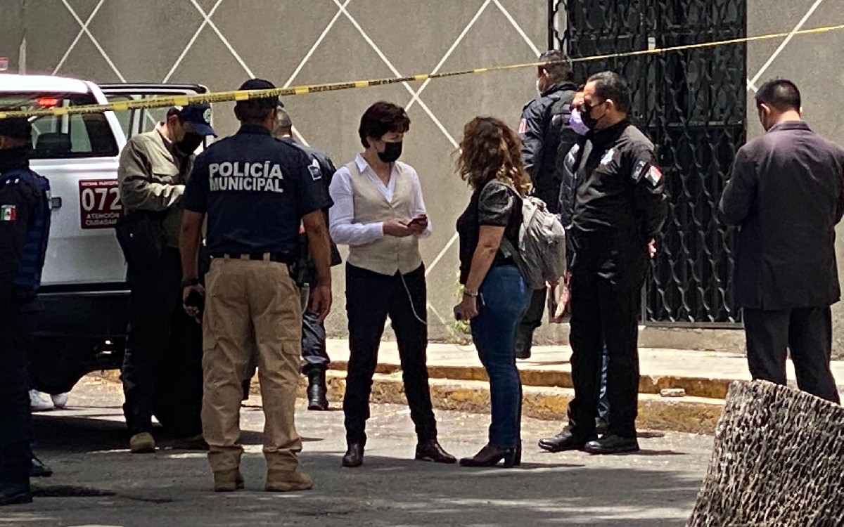 AristeguiOnline's tweet photo. Identifican al objetivo de sicarios en puesto de vacunación de Puebla
https://t.co/NOw5y73NZ5 https://t.co/xcfN30TEqL