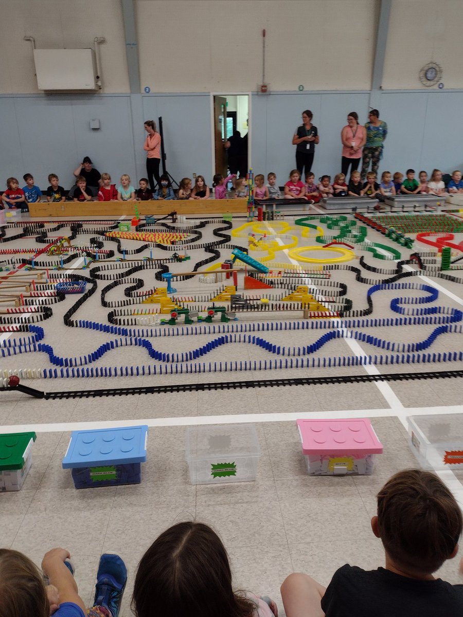 CobequidC's tweet photo. We ended off the year in true Old Barns style. First we all went swimming, then we were entertained by a Domino Presentation. 2021-22 has been a great year! @CCRCE_HPS https://t.co/KBh5b98HMF