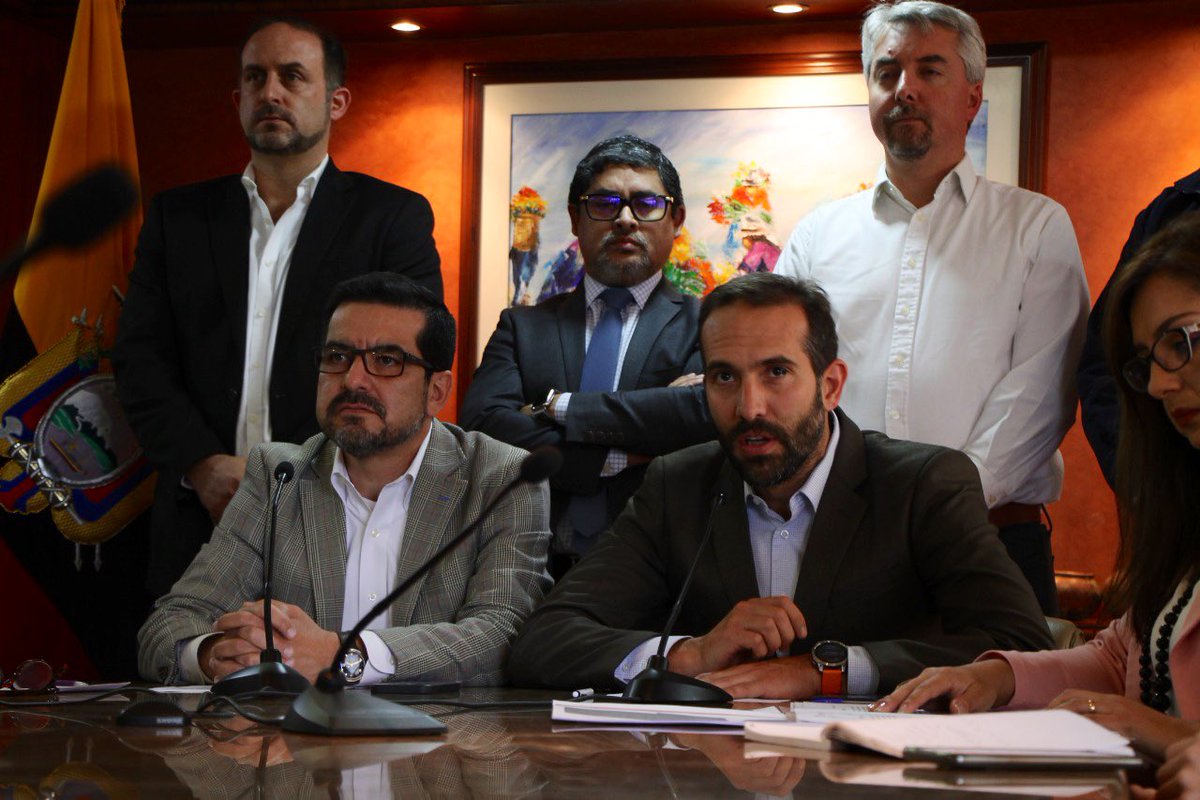 lacamaradequito's tweet photo. #SiEstoNoParaElPaísSePara

“Es importante que la @CONAIE_Ecuador abandone su posición de violencia para poder potenciar un diálogo pacifico y equitativo” @josemariaponcem de @CamaraCIP https://t.co/Mbu7NKjZMC