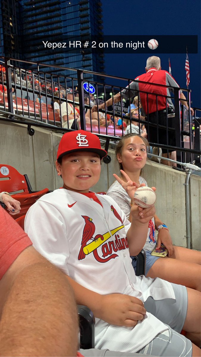 mrdowning21's tweet photo. @Cardinals @Little_Juan07 These two young Cards fans ended up with the ball if he would like to have it. I know it’s his first multi HR game in the big leagues! @Cardinals @Little_Juan07 https://t.co/H1FZNceyIi