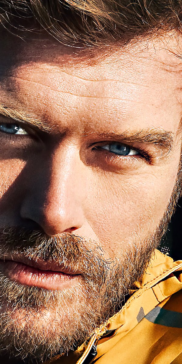 ktatlitugnews's tweet photo. Kıvanç Tatlıtuğ 💙🔥 https://t.co/wVnLnXrlhK
