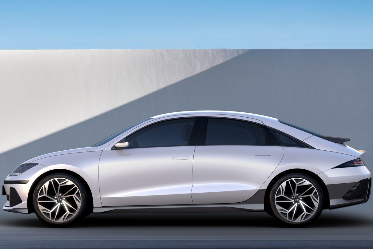 CNETCars's tweet photo. .@Hyundai Ioniq 6 Debuts As a Fantastically Weird Electric Sedan https://t.co/NSAhs85alR https://t.co/txsM9pUfqT