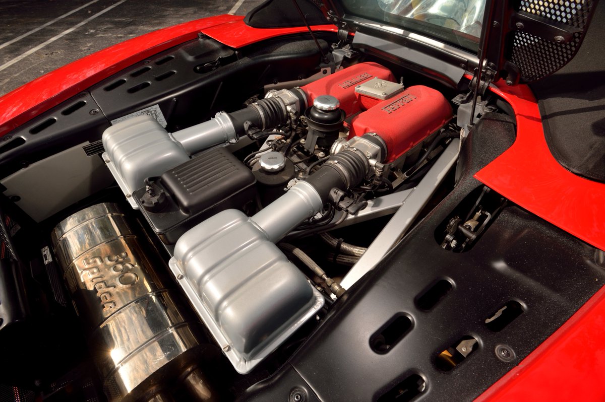 mecum's tweet photo. This will turn heads 😲 

▪️More info &amp; photos: https://t.co/kXQpraiy6X
▪️Register to bid: https://t.co/38rOujtpfN

#Ferrari360Spider #Ferrari #360Spider #Convertible #MecumOrlando #Mecum #MecumAuctions #WhereTheCarsAre https://t.co/gZPxZyEd1r