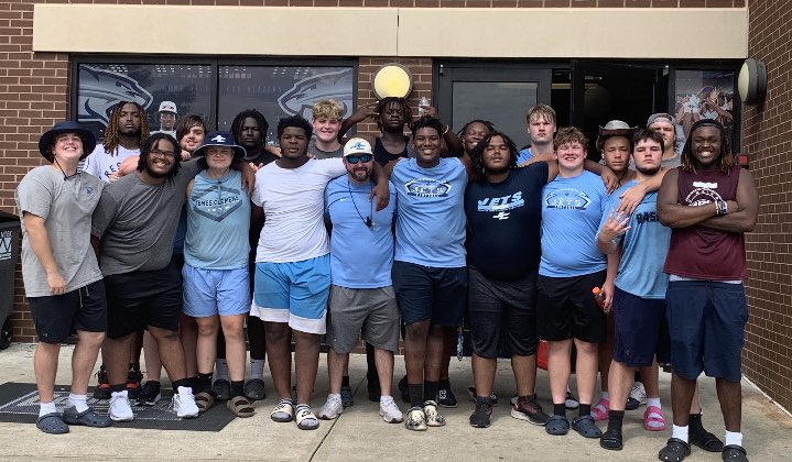 Proud of this group right here! They got after it for the last two days Southeastern Line Camp! It’s not about offers or accolades it’s about showing up on time and working your tail off till you can’t no more! #BuiltonCountyline #Builtdifferent #GreattobeaJet