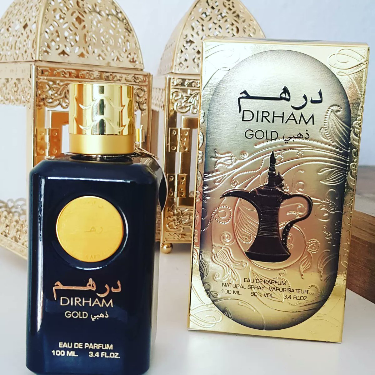 Männlicher Duft der Marke Dirham Oud Gold mit angenehmer klassischer Oud-Note, welche mit exzellenter Frische veredelt wurde. 100ml

Bei Interesse 313oud@gmail.com

t.me/OUD313