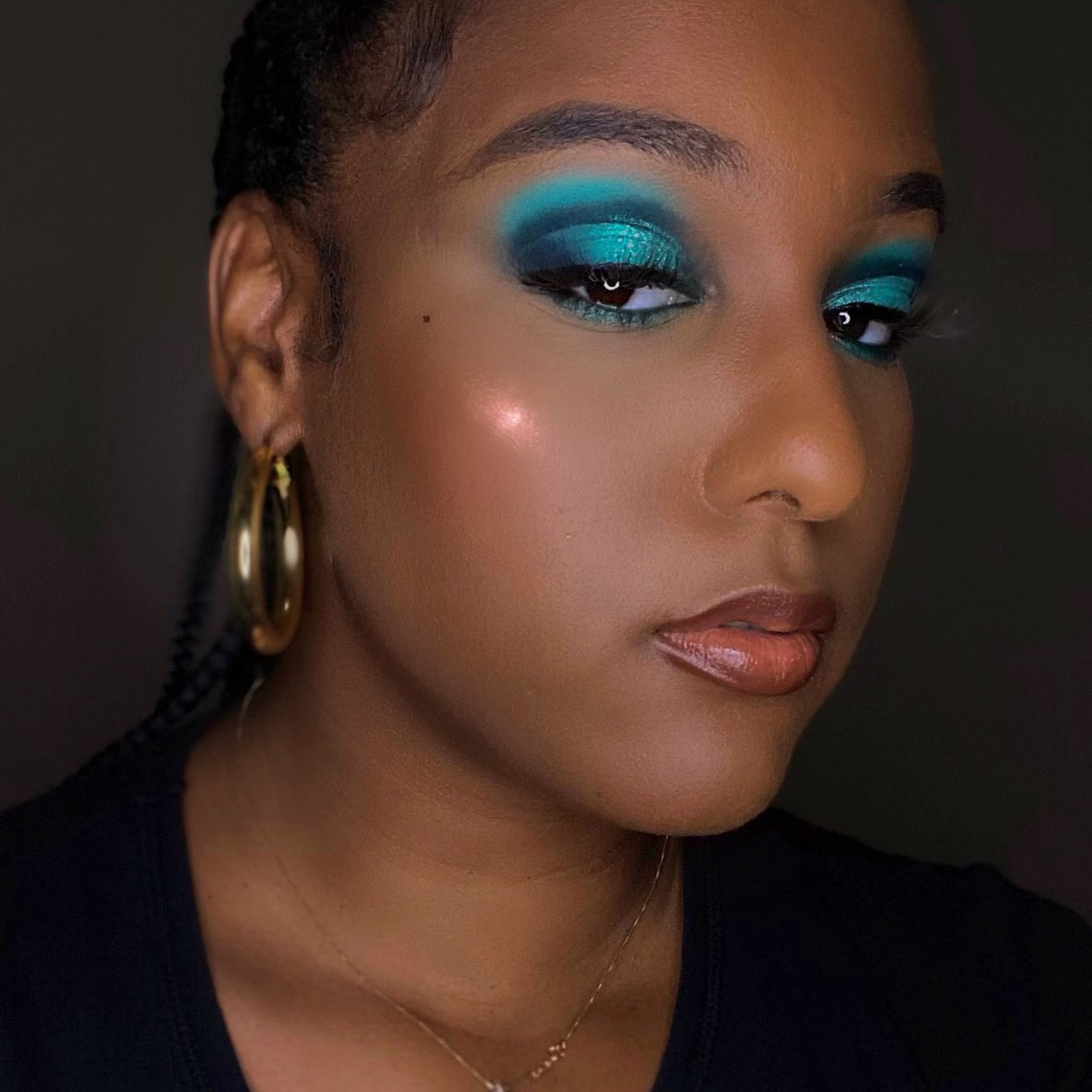 It’s giving BLUE💙🦋😘#selftaughtmua