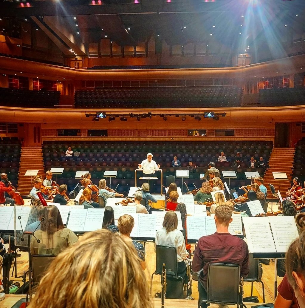 It was an absolute pleasure to sing in Mercadante's Il proscritto this evening with <a href="/OperaRara/">Opera Rara</a> and <a href="/BrittenSinfonia/">Britten Sinfonia</a> . The whole team sounded amazing! 👏👏👏