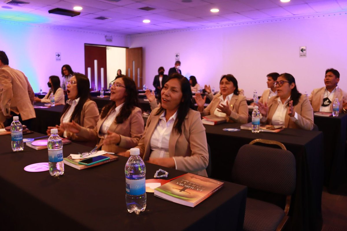 EducacionUPN's tweet photo. ¡Llegó el día! 🤩
Con la presencia de todos los líderes educativos del Norte, damos inicio al #CADE2022 “Gestión de la Experiencia”🤓. Tenemos la certeza que los conocimientos impartidos, serán aplicados a las instituciones. 📚

#EducaciónAdventista #MásQueEnseñanza https://t.co/omncoPSrc7