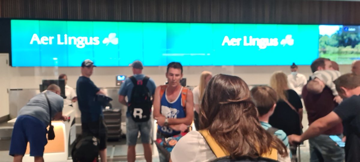 One hour no movement to check in our bags in orlando no information people and kids very agitated very hot and staff reading manuals !cmon <a href="/AerLingus/">Aer Lingus</a>  you need too do something