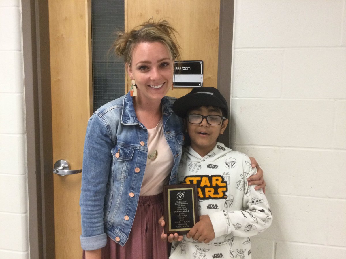 Westwood PS (@westwoodugdsb) on Twitter photo Congratulations to this wonderful student from Ms. Curtis’s grade 3 classroom for being awarded the #ETFO grade 3 #community award, <a href="/WestwoodUGDSB/">Westwood PS</a> <a href="/ugdsb/">Upper Grand DSB</a>. You are a great person that brings people together & helps others learn about #kindness & #friendship. Thank you. Congratulations to this wonderful student from Ms. Curtis’s grade 3 classroom for being awarded the #ETFO grade 3 #community award, <a href="/WestwoodUGDSB/">Westwood PS</a> <a href="/ugdsb/">Upper Grand DSB</a>. You are a great person that brings people together & helps others learn about #kindness & #friendship. Thank you.
