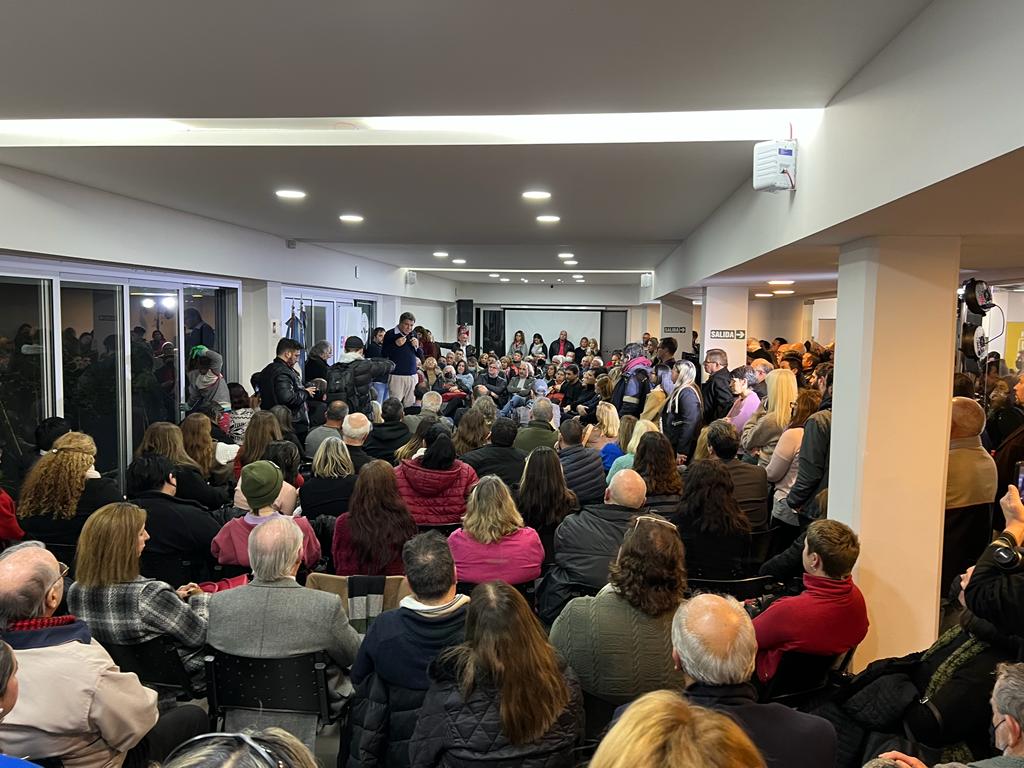 Facu Perrone tweet media