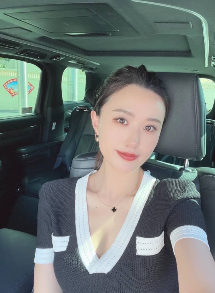 余生没那么长，不用一味地付出，请忠于自己，活得像最初的样子，早安！