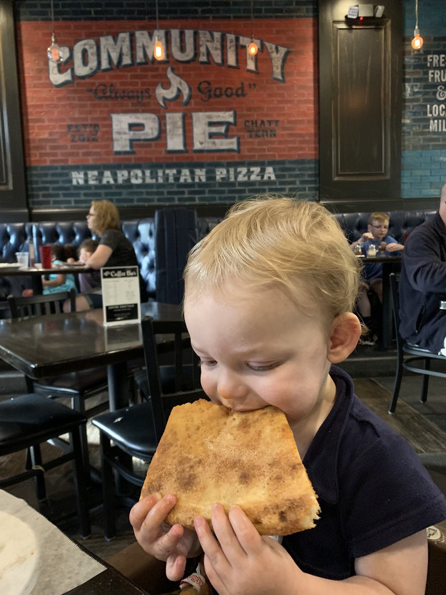 arandgaard's tweet photo. It’s been a favorite of ours for a while, but now @CommunityPie is also toddler approved! #Chattanooga #pizza #toddlerboy #familyfun https://t.co/4XIDUTgBXC