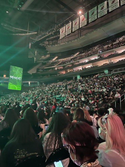 minunivers's tweet image. when did you get so big Stray kids? 😭