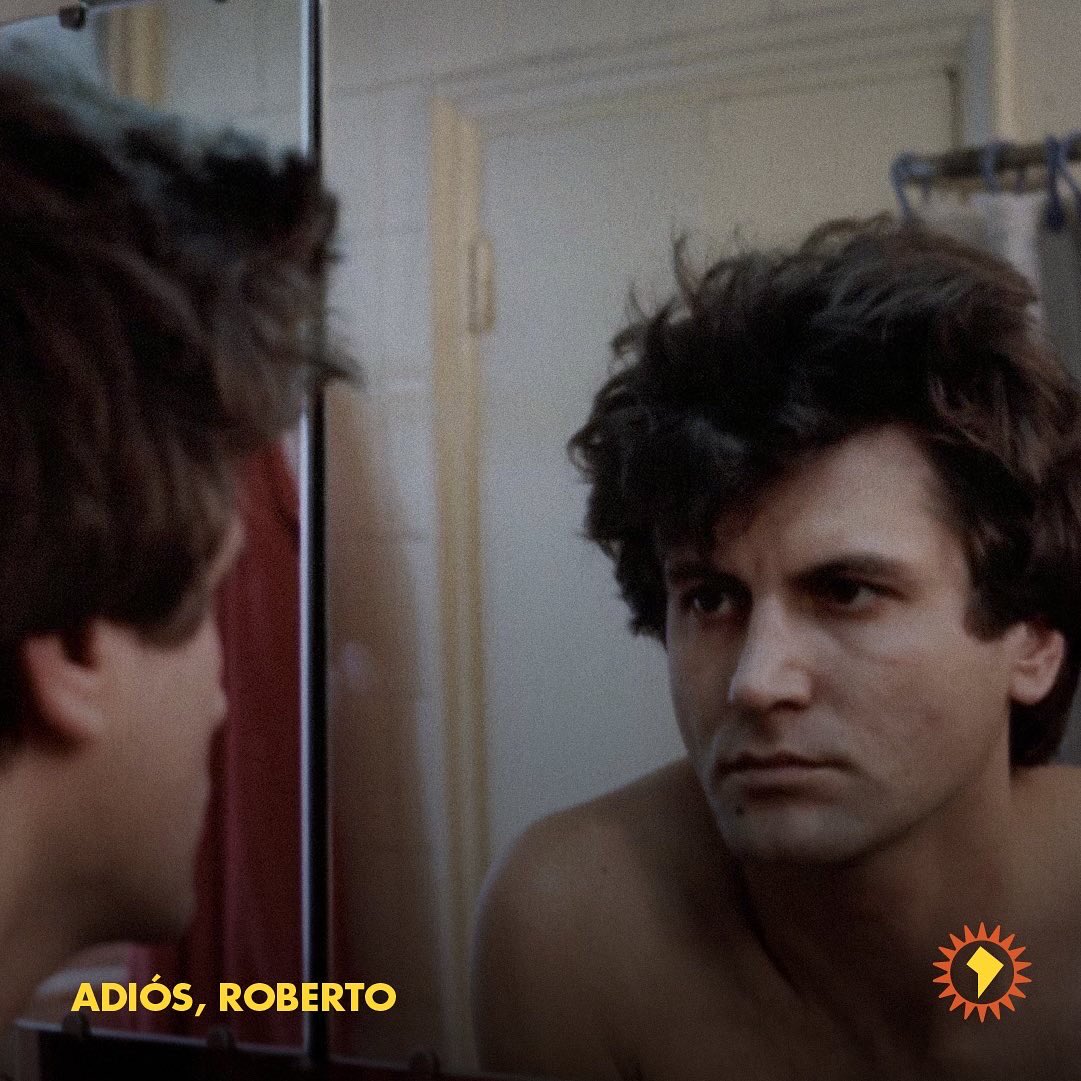 Clásicos: “Adiós, Roberto”

🎥 En 1985, con la vuelta de la democracia, Enrique Dawi dio un pasó rupturista y estrenó “Adiós Roberto”, el primer film argentino que visibiliza una historia homosexual entre dos hombres.