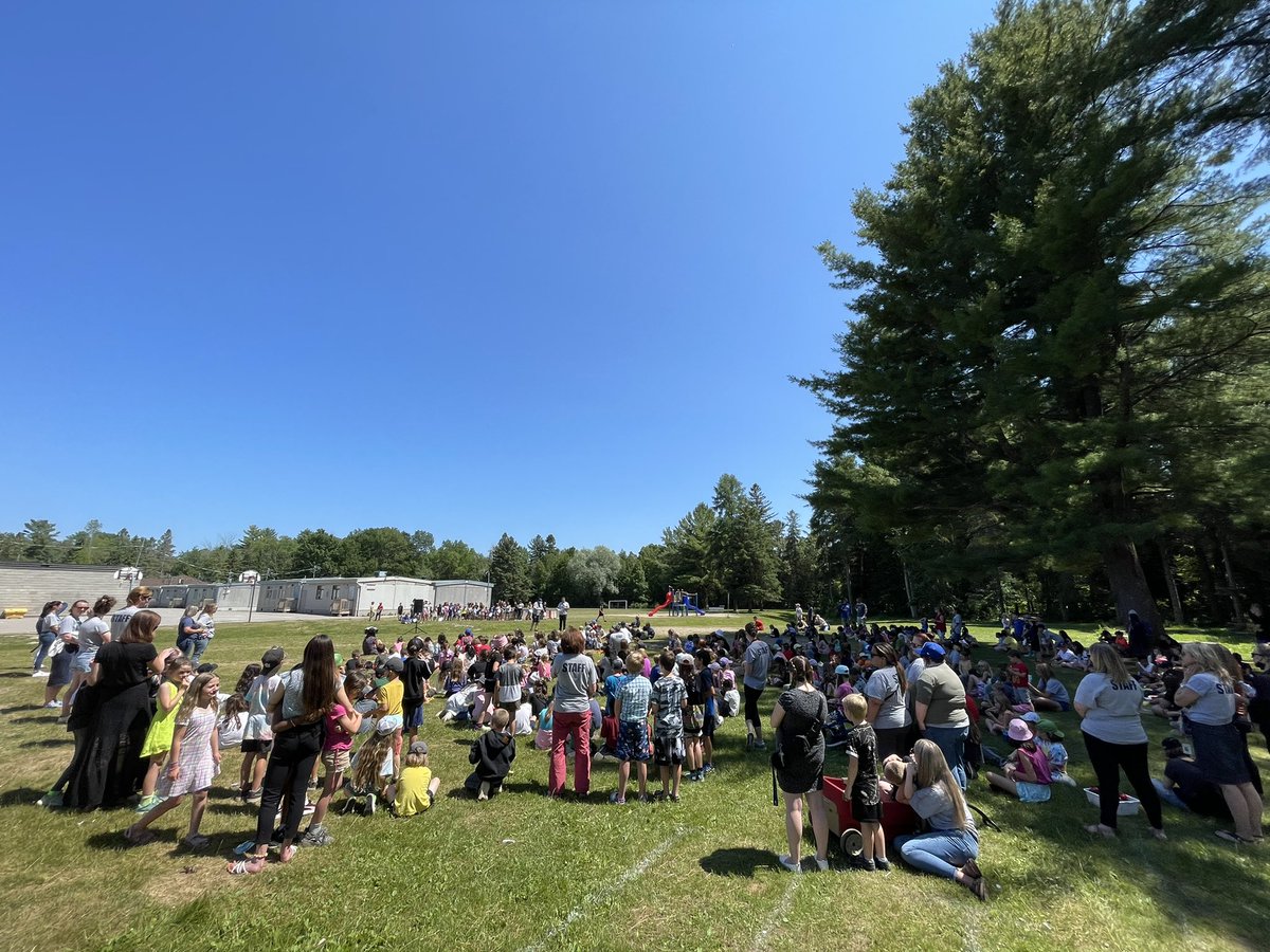 My time as a Gator in <a href="/townofinnisfil/">Town of Innisfil</a> is over! Thank you to the entire <a href="/GoodfellowPS/">Goodfellow P.S.</a> family and extended school community! #PositiveVibes #highlevel #teamworkmakesthedreamwork