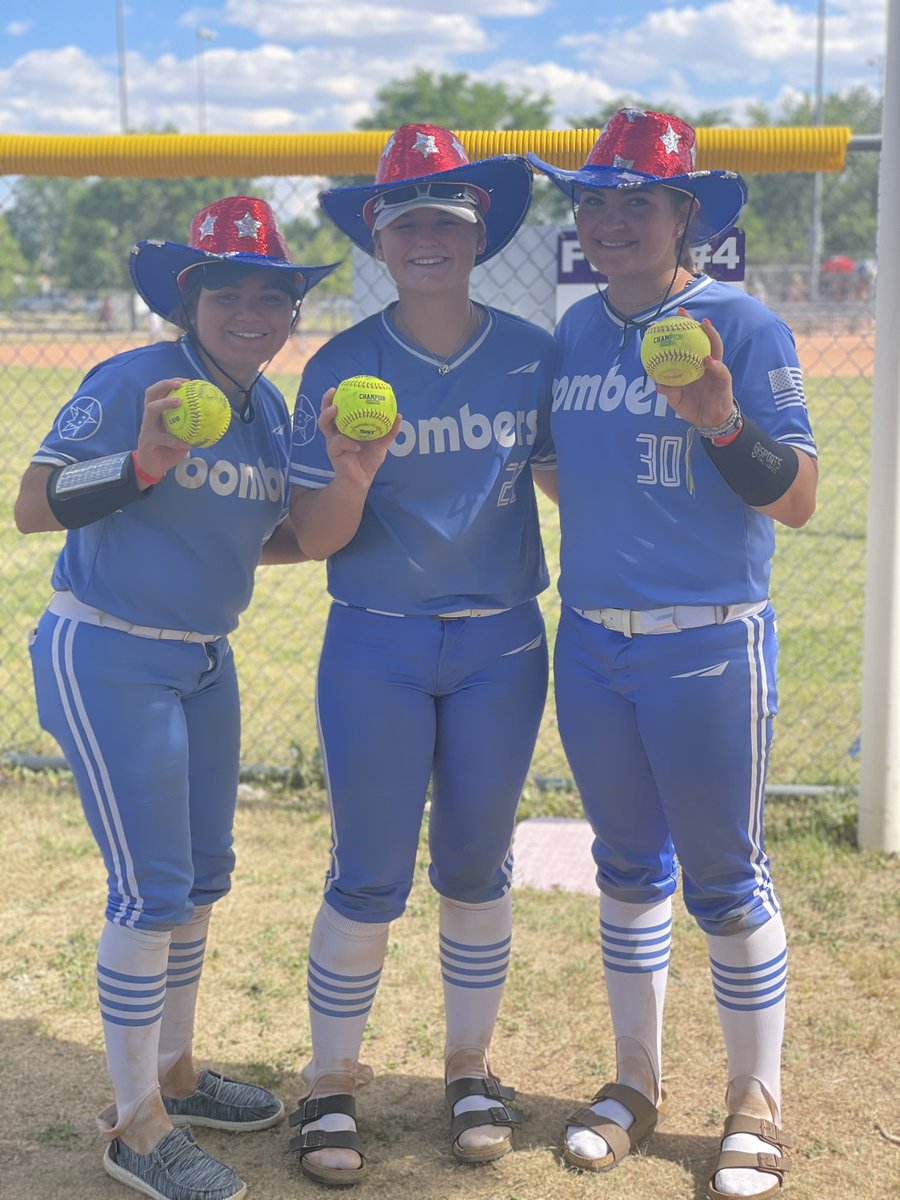 Texas Blaze 16U Gold (@txblazegold16) on Twitter photo Great first day for these ladies going 2-0 with a 9-0 and an 8-1 win in pool. Amazing job ladies.
Home runs by 2023 <a href="/elayna_goff/">Elayna Goff 2023</a> , 2024 <a href="/CadenceWiese/">Cadence Wiese</a> and 2024 <a href="/AbbeyBeseda2024/">Abbey Beseda 2024</a> .
#texasbombersgold
#summer2022
#cofireworks Great first day for these ladies going 2-0 with a 9-0 and an 8-1 win in pool. Amazing job ladies.
Home runs by 2023 <a href="/elayna_goff/">Elayna Goff 2023</a> , 2024 <a href="/CadenceWiese/">Cadence Wiese</a> and 2024 <a href="/AbbeyBeseda2024/">Abbey Beseda 2024</a> .
#texasbombersgold
#summer2022
#cofireworks