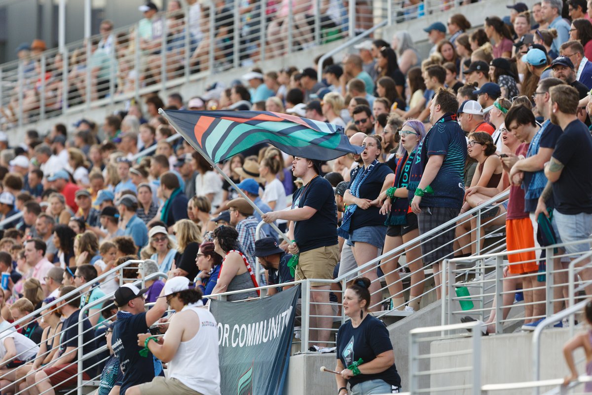 digital_gopher's tweet image. Photo galleries from all of the @MNAuroraFC  home matches this season are uploaded.
digitalgopher.com/Sports/MN-Auro…
#USLW #ForTheW