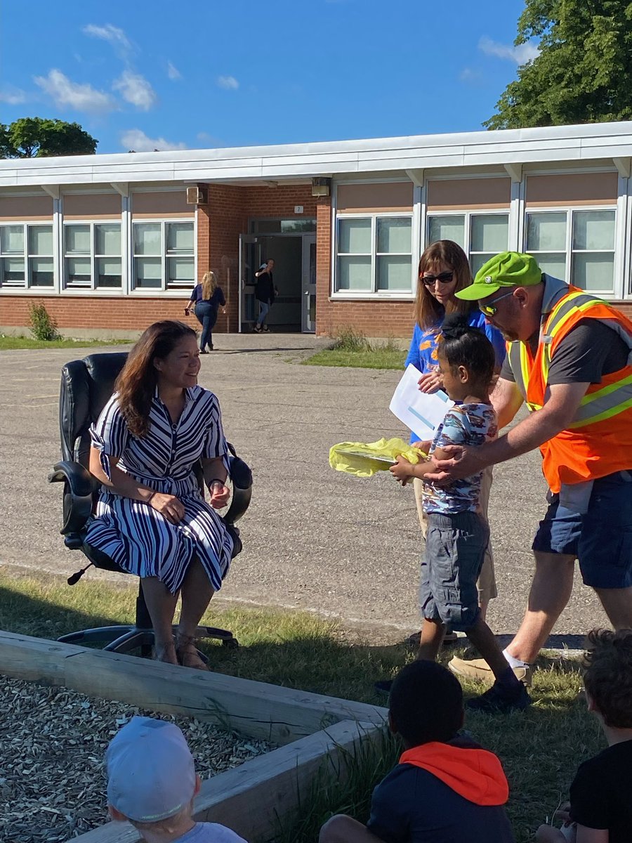 Shannon Lee(Parkins) tweet media