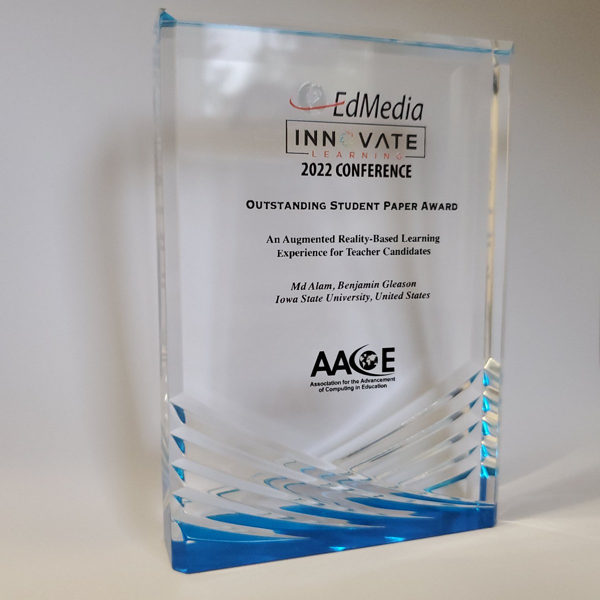 imtiajul_alam's tweet photo. Attended EdMedia + Innovate Learning conference in #NYC last week and had a great time.
Being awarded the "Outstanding Student Paper Award" made the experience even more special!
#augmentedreality #MixedReality #technology #learning #hci #edil22 #iowastate #edtech https://t.co/ZkkxbtvnQV