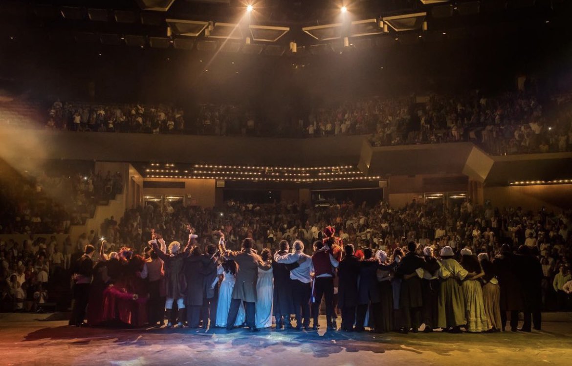 ¡Feliz día nacional del teatro!🎭💜