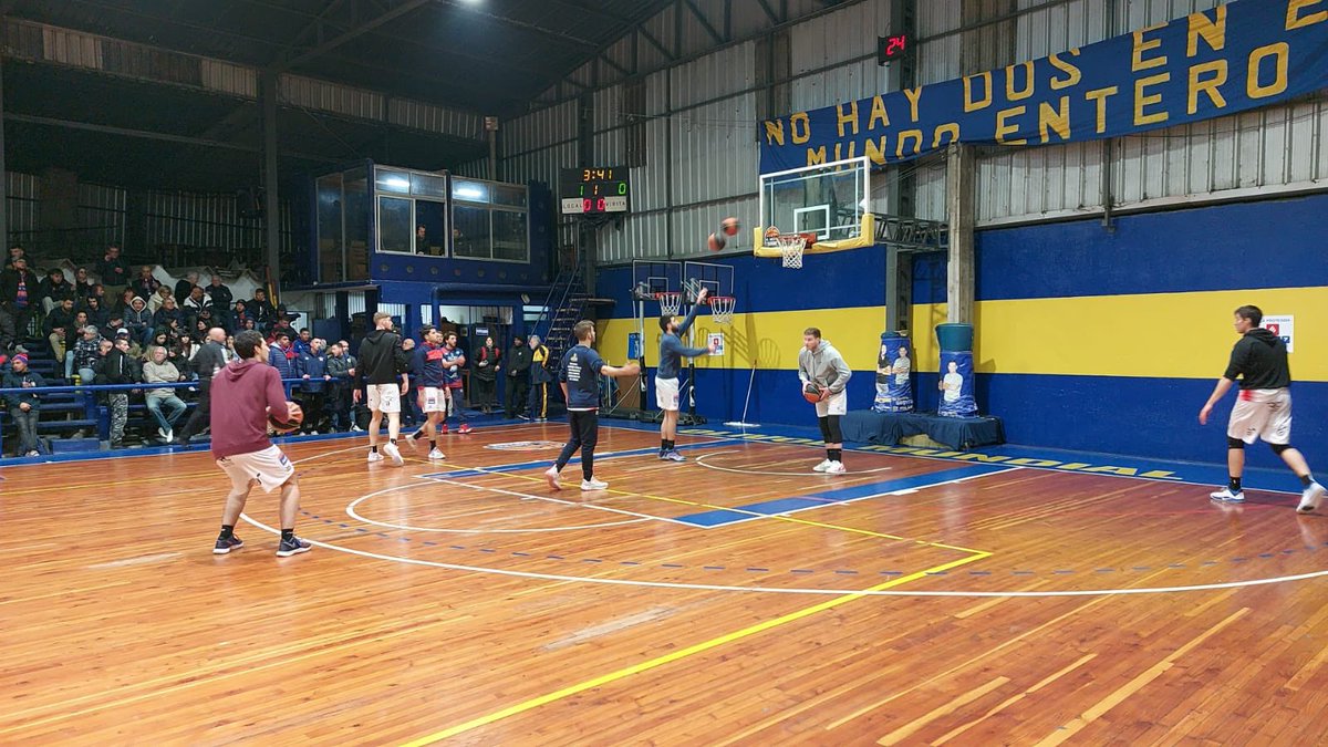 #ElMetro
Se cierra la 2da. por @ElEspectador810. 

⏰ 21:15
🏀 <a href="/Olivolmundial/">Olivol Mundial</a>-<a href="/Club_UA/">Unión Atlética</a> 
🎤 <a href="/JulioMacchi88/">Julio Macchi</a> <a href="/ACiancioBruni/">Andrés Ciancio Bruni</a> 

🏀 <a href="/ClubLagomar/">Club Lagomar</a>-<a href="/MiramarBBC/">MIRAMAR Basket-Ball Club 🦍</a> 
🎤 <a href="/Gaston_Muinos/">Gastón Muiños</a> 

🏀 <a href="/Sayago_oficial/">Club Social y Deportivo Sayago</a>-<a href="/Stockolmoficial/">Club Atletico Stockolmo</a> 
🎤 <a href="/PabloDominitz/">Pablo Dominitz</a> 

🌍Espectador.Com/envivo