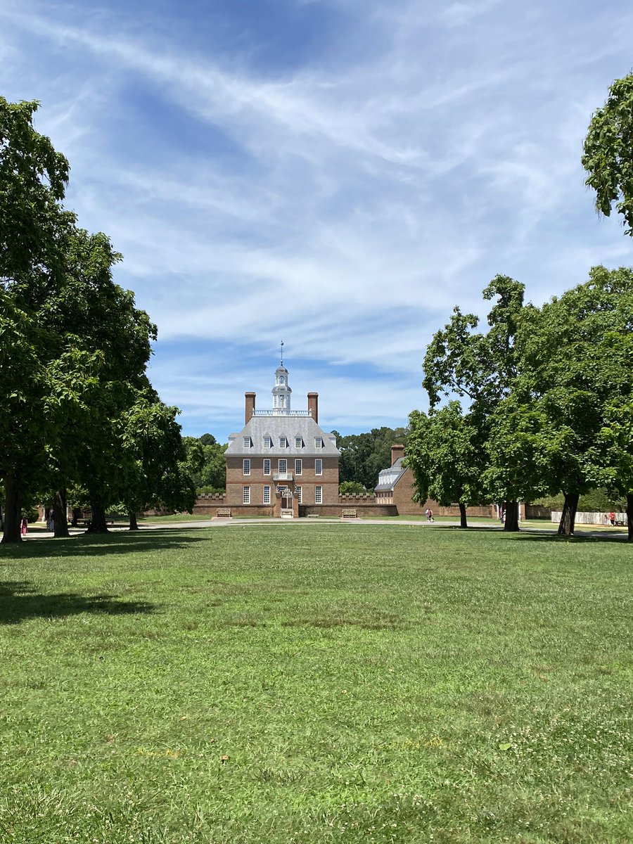 ChemConservator's tweet photo. Lovely afternoon adventure to @colonialwmsburg ❤️ Grateful to learn in this historic place and meet the people who make it possible! https://t.co/avd9w4CpOA