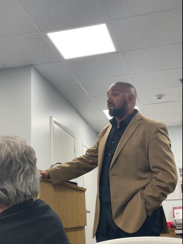 JulianAcciard1's tweet photo. I had a great evening with the @MerrimackGOP last night to discuss my vision of the future of the Granite State, the @NHGOP, and the conservative movement. We're focusing on solutions, and through solving problems we will earn the patronage of the #LiveFreeOrDie state! #VoteAce https://t.co/jrfTppjTpd