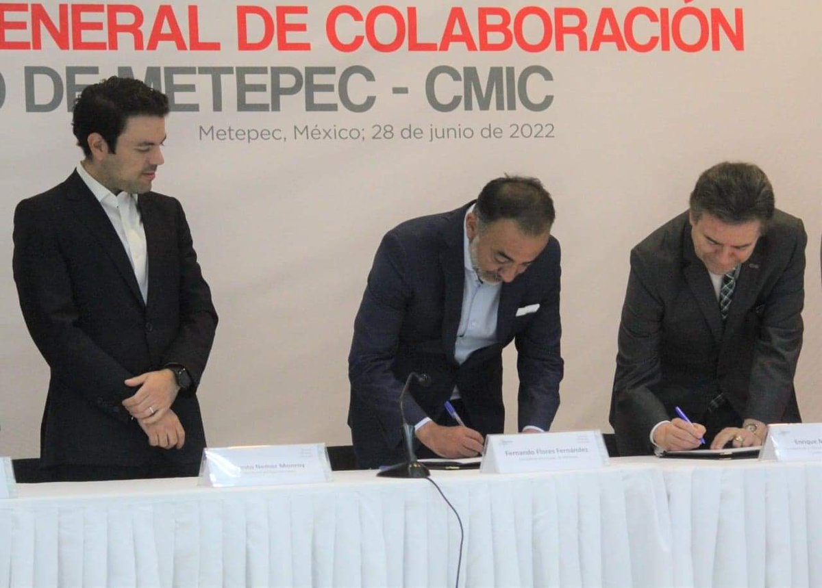 MadrazoVallejo's tweet photo. Firma de Convenio General de Colaboración @MetepecGobierno muchas gracias @CMIC_Edomex
#ADarleDuroYConTodo
#JuntosJalamosMejor https://t.co/S9Mm6orzsk