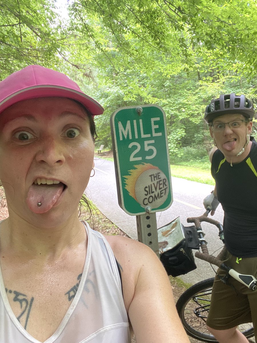 Lucyjuggles's tweet photo. Hey y’all hey. I don’t tweet much, but today i did a cute thing. @TrevorProject put out a 51 mile pride ride challenge for the month of June, and i thought “i bet i can do that on a unicycle in a single day.” Today i did that. https://t.co/EM9p4SRtsI