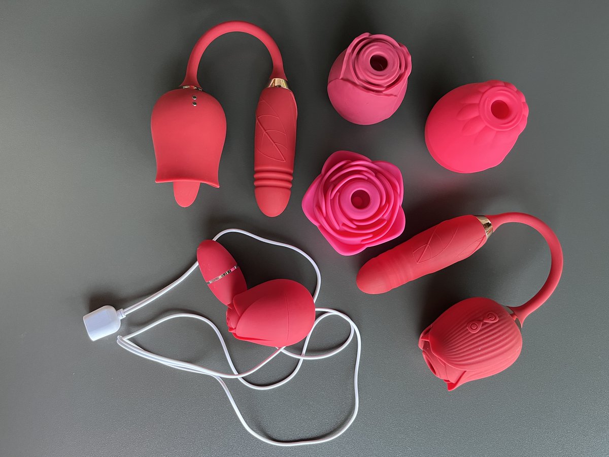 MeiperToys's tweet photo. Which rose would you like?

#rose #rosevibrator https://t.co/VCnA8XVCN0