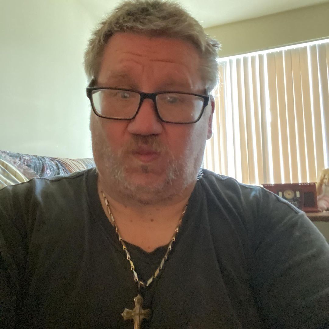 @roydalinia (@mosessu48665774) on Twitter photo 