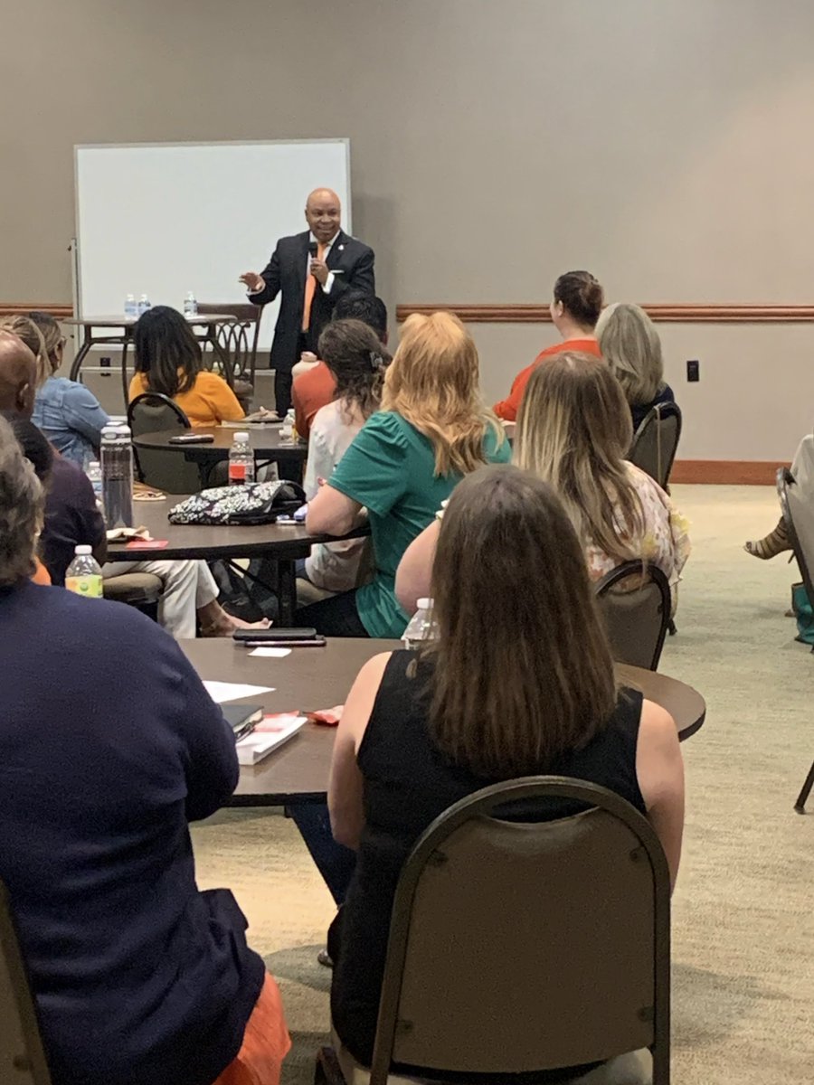 CarlOShermanTX's tweet photo. Thank you to @TexasDFPS for the invitation to speak at last week's leadership meeting.
#TXLege #TxLBC #TexasDFPS #CPS https://t.co/kjuFJuo1Dy
