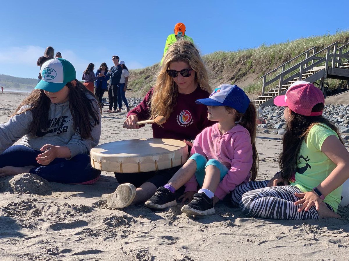 EricaHargreave's tweet photo. Such a #beautiful & #zen evening at #MavilletteBeach celebrating #ClareCommunity #Pride in @baiesaintemarie, #NovaScotia! Everyone was so welcoming & warm, & a delight to get to know. Such a wonderful community.
#ExploreCanada #CrossCanada #VisitNovaScotia #PlayNowWorkLater https://t.co/Pvatp4XvDK