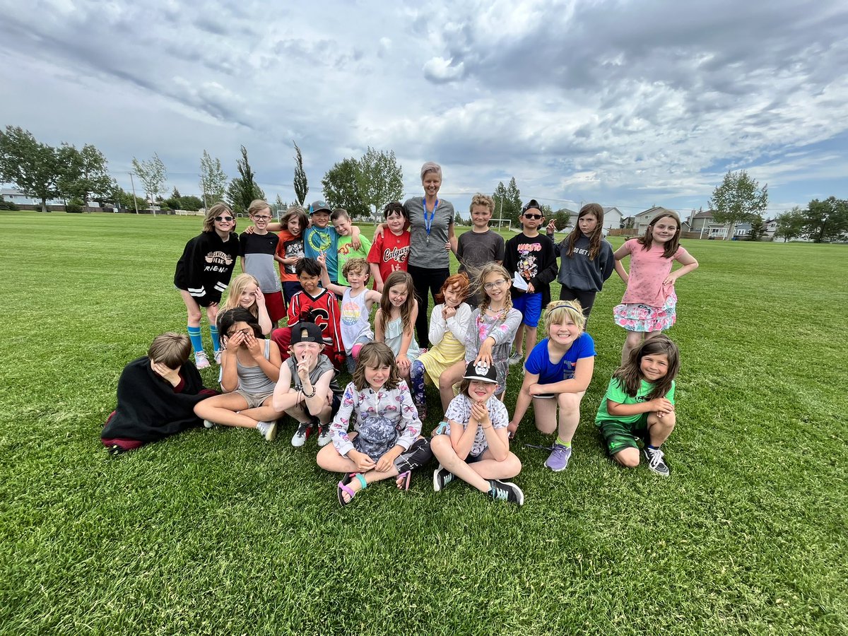 BodykErin's tweet photo. A great Sport’s Day today with my 3’s!!  @RJHawkey @rvsed https://t.co/qmZtVjAYEi
