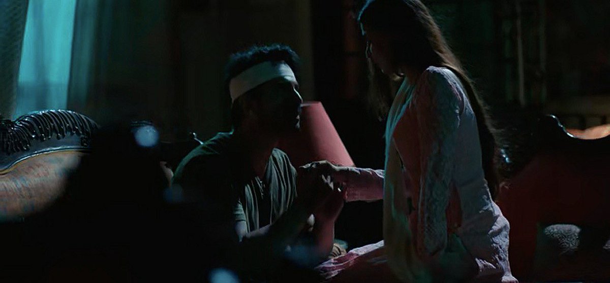 tulipxorchids's tweet photo. Shiva just can't get enough of his Chipkali 🥹 .

 I love him being so touchsy , feels for her .

Well ! This kiss was uber cute  😭🫰

#PandyaStore #ShiVi https://t.co/EiS5daP8oh
