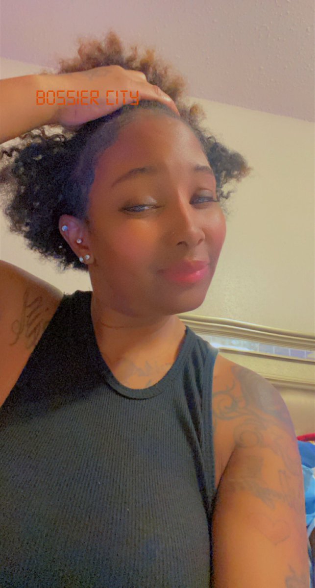 Michell35019442's tweet photo. It’s the hair for me i can do this for hrs &amp;’ hrs https://t.co/fZno4TB0kh