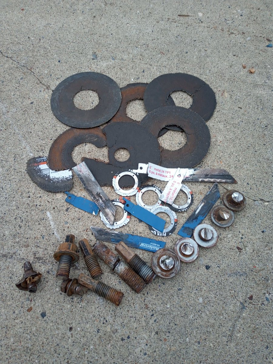 RT if you've ever replaced your own leaf springs and you know the score.