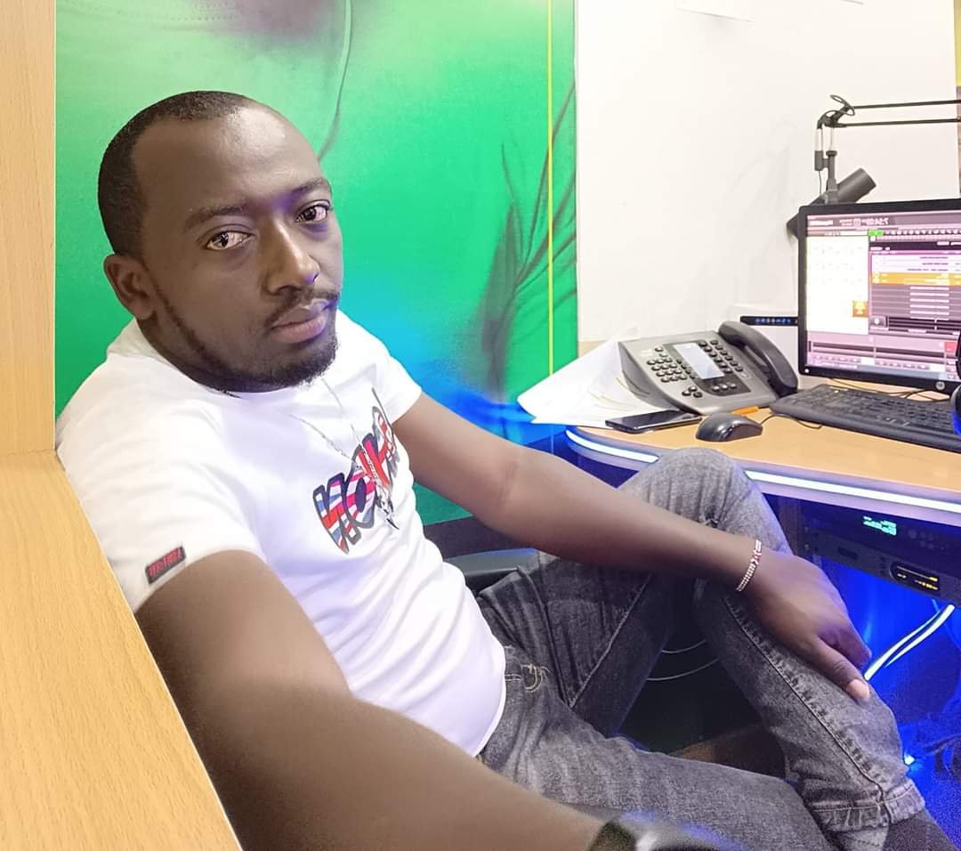 Time to Roll....Twende tutafute pesa, 
Economy haina huruma... #goodmorning 
#breakfast #muorotofm #NdamaNjeru #trending