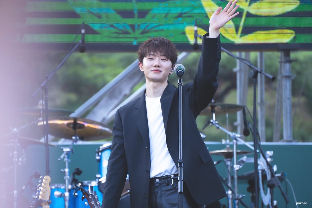 ᵖᵘʳᵃᵈᵉ tweet media