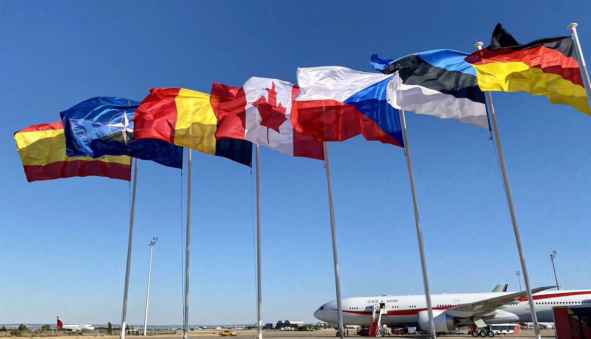 StewartRWheeler's tweet image. Wheels down and ready to go for #NATOSummit 2022 and Official Bilateral Visit to Spain. Bienvenido a Madrid, Primer Ministro! @CanadianPM — 🇨🇦🛬🇪🇸 @CanadaFP #ProtocolMatters #OTANMadrid2022