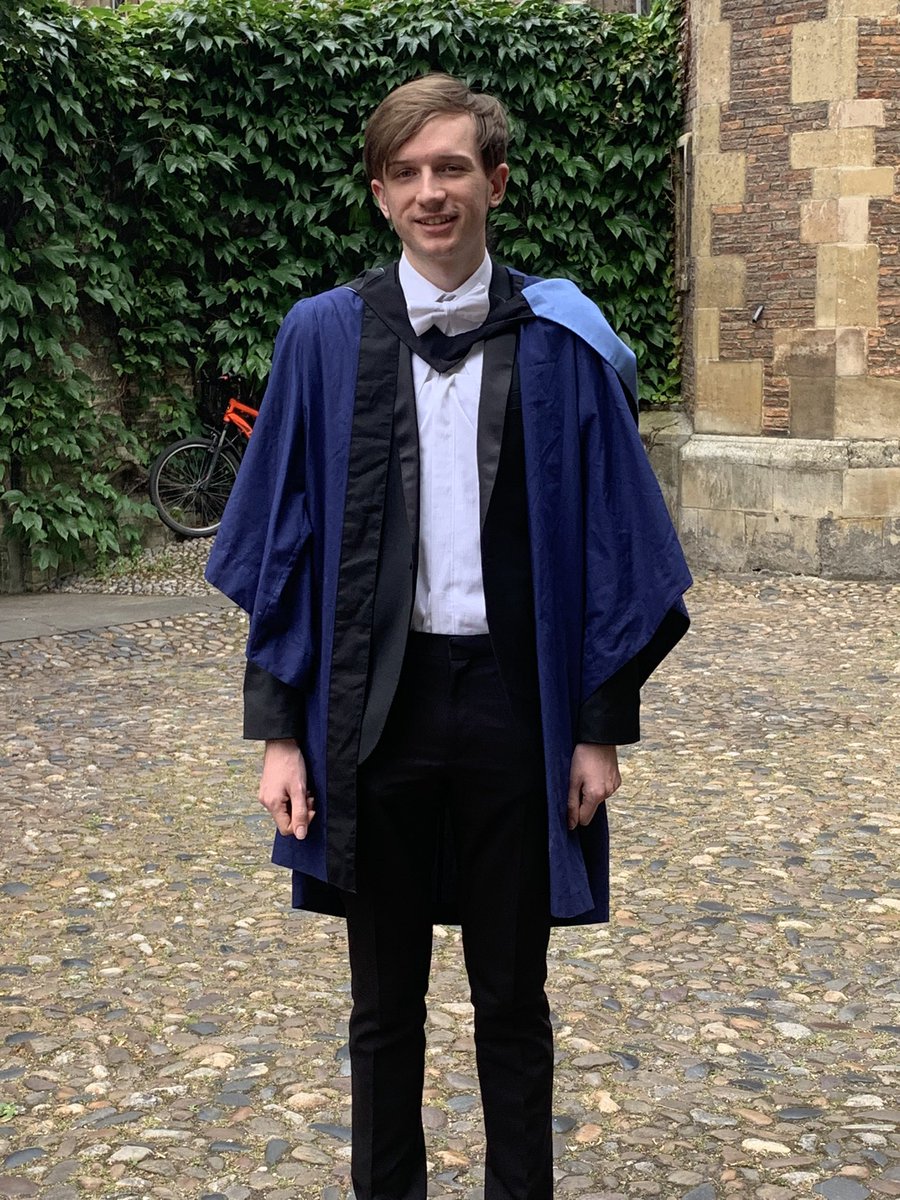 Bernadette Young 💙 tweet media