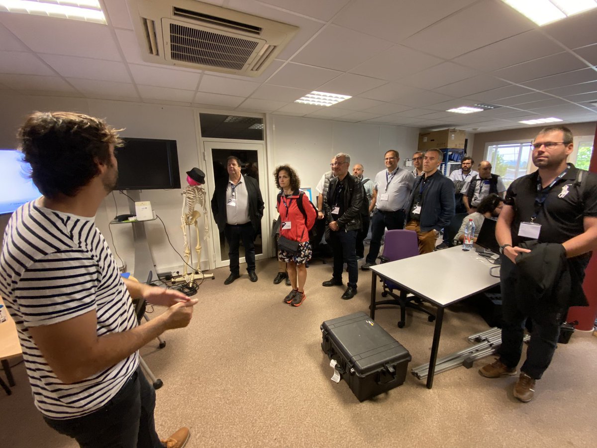 Le séminaire annuel se poursuit avec les visites des plateformes PEPSS et ENERGeA de l’ <a href="/EstiaOfficiel/">ESTIA</a> 
➡️ l’occasion de partager nos expertises et d’échanger