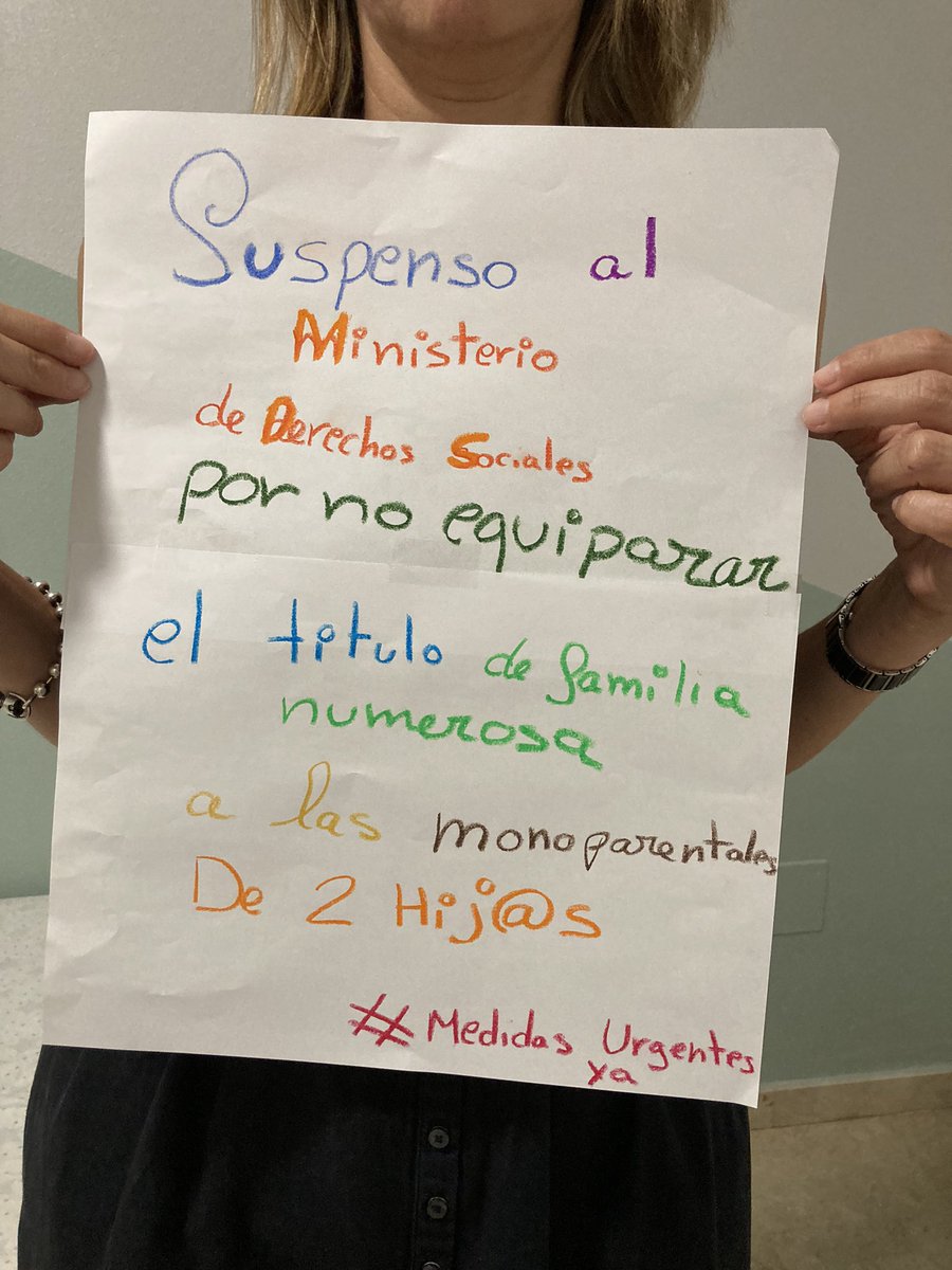 afiorerdl's tweet photo. Se acaba el curso escolar y una vez más SUSPENSO a la clase política, ministerios y gobierno. Vamos a seguir así otro año más? Esto parece el día de la marmota #Suspensoenmonoparentalidad #MedidasUrgentesYa .@AsociacionMSPE .@MSPE_Murcia https://t.co/GH7FhaAPls