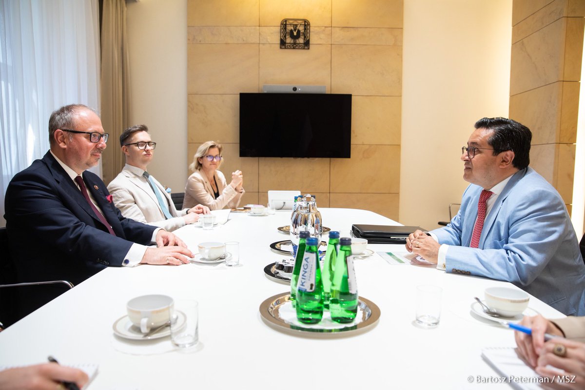 Akademia Dyplomatyczna MSZ 🇵🇱 tweet media