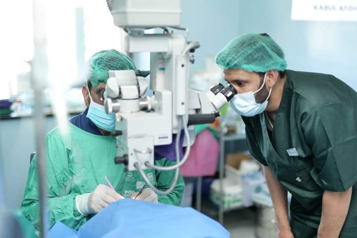 TrustPob's tweet photo. Alhamdulillah!!!
Allah has blessed us with an unforgettable opportunity of serving humanity in the historic city of Kabul Afghanistan. We are grateful to the donors, supports, collaborators and well wishers for the project of Free Eye Services at Al Noor Hospital Kabul.1/2 https://t.co/5db9X4ww6Z