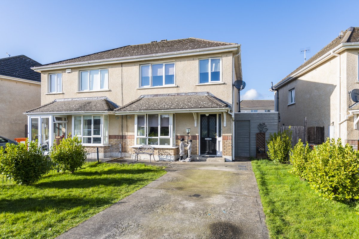 WallTuckeyProp's tweet photo. 11 Forgehill Crescent, Stamullen, Co. Meath

Similar property required for disappointed underbidders.

Call our office 01 8418100 for your free sales valuation

#yourmoveourpeople https://t.co/lfbWnIyRaw