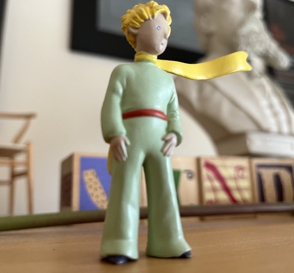 Yes, happy birthday to the creator of #TheLittlePrince (given to me as a 6th b'day present): here he stands surveying my desk (with Charles Dickens). And a favourite quote: "J'aime la nuit écouter les étoiles. C'est comme cinq cent millions de grelots", 500,000,000 tiny bells...